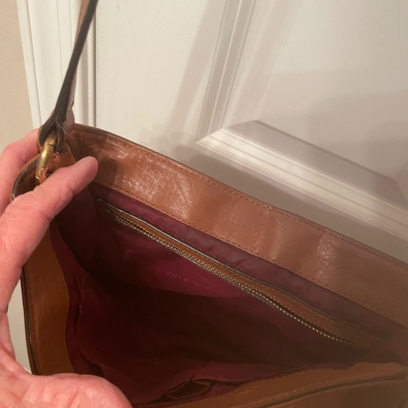 Marc Jacob’s 10x9x3 - Picture 6 of 10